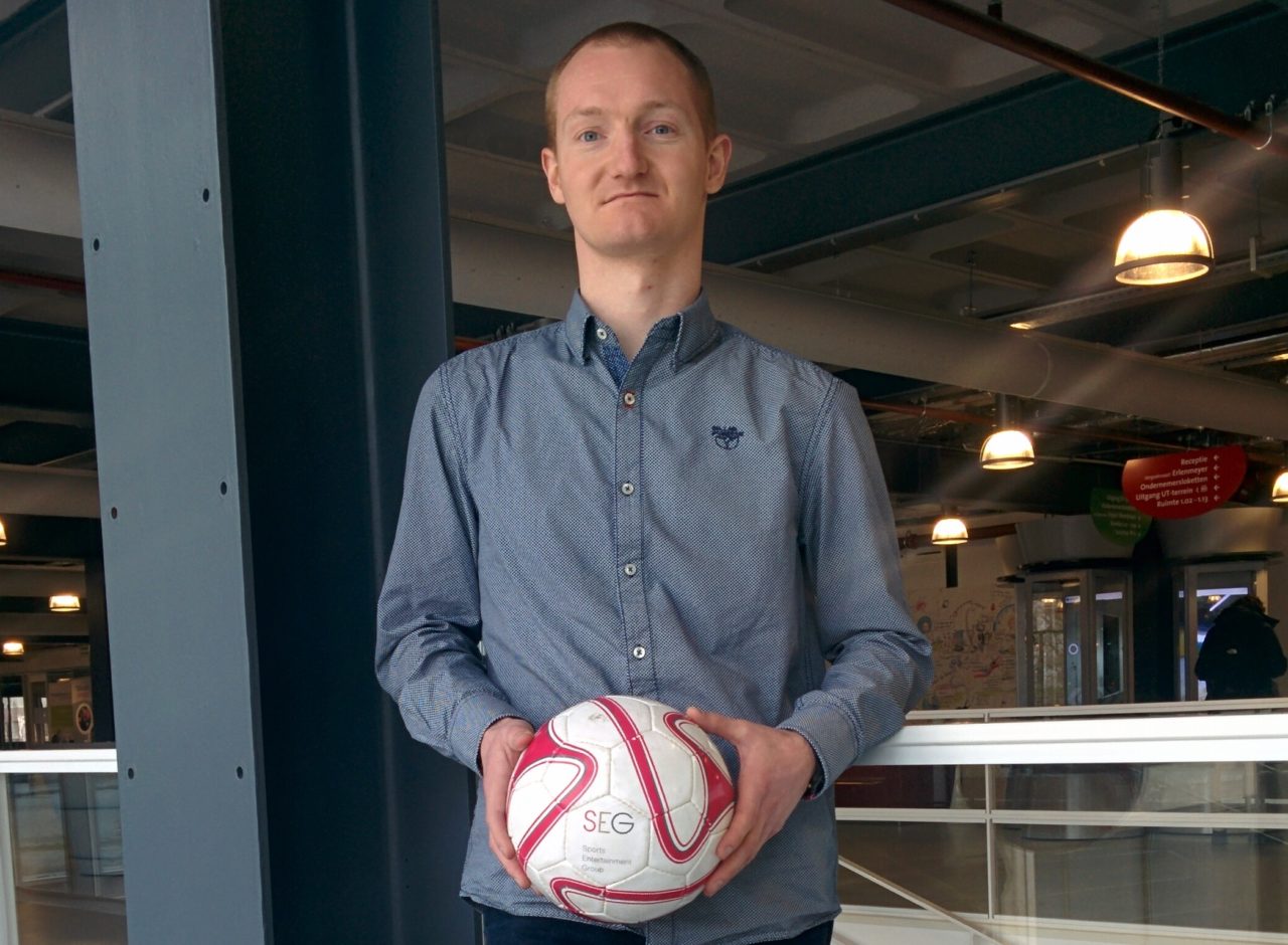 Image of Jan van Haaren at SciSports holding a ball